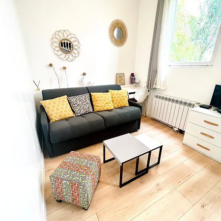 Jolie Mini Maison Lovely Tiny House Vitry-sur-Seine Buitenkant foto