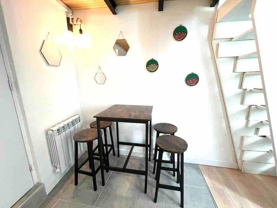 Jolie Mini Maison Lovely Tiny House Vitry-sur-Seine Buitenkant foto